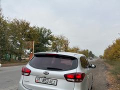 Сүрөт унаа Kia Carens