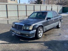 Photo of the vehicle Mercedes-Benz W124