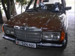 Фото авто Mercedes-Benz W123