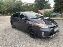 Фото авто Toyota Prius