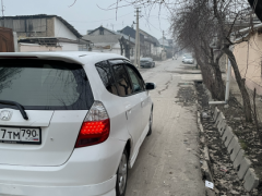 Фото авто Honda Fit