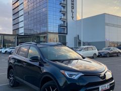 Сүрөт унаа Toyota RAV4