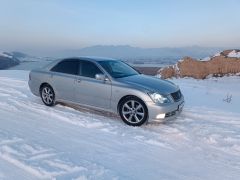 Фото авто Toyota Crown