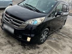 Фото авто Honda Stepwgn