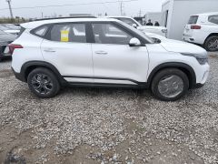 Photo of the vehicle Kia Seltos