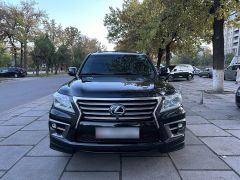 Photo of the vehicle Lexus LX