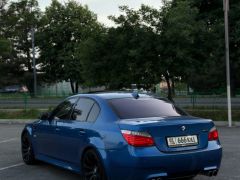 Photo of the vehicle BMW M5