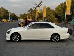 Сүрөт унаа Toyota Crown