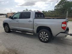 Photo of the vehicle Toyota Tundra