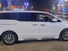 Сүрөт унаа Kia Carnival