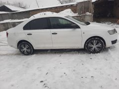 Сүрөт унаа Skoda Rapid