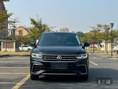 Фото авто Volkswagen Tiguan