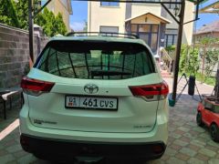 Сүрөт унаа Toyota Highlander