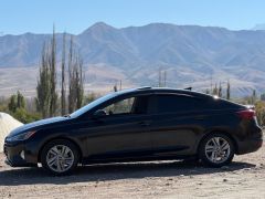 Photo of the vehicle Hyundai Elantra