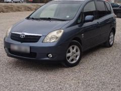 Сүрөт унаа Toyota Corolla Verso