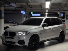 Photo of the vehicle BMW X5