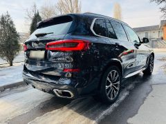 Photo of the vehicle BMW X5