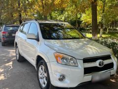 Сүрөт унаа Toyota RAV4