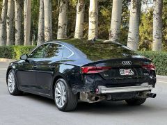 Photo of the vehicle Audi A5