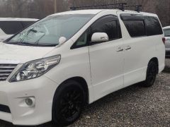 Сүрөт унаа Toyota Alphard