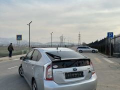 Фото авто Toyota Prius