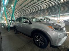 Сүрөт унаа Toyota RAV4