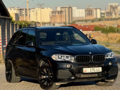 Photo of the vehicle BMW X5