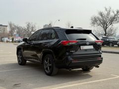 Сүрөт унаа Toyota RAV4