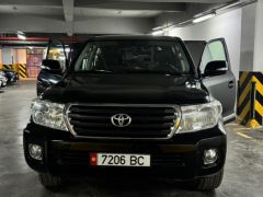 Photo of the vehicle Toyota Land Cruiser