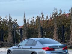 Photo of the vehicle BMW 5 Series