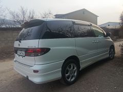 Photo of the vehicle Toyota Estima