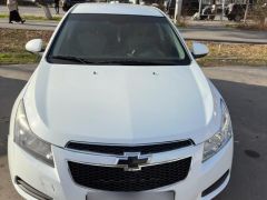 Photo of the vehicle Chevrolet Cruze