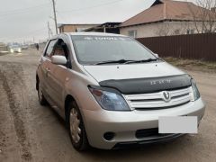 Photo of the vehicle Toyota Ist