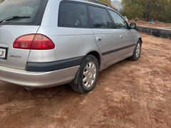 Сүрөт унаа Toyota Avensis