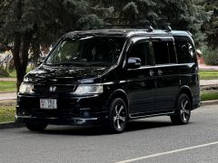 Фото авто Honda Stepwgn