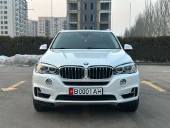 Photo of the vehicle BMW X5