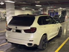 Photo of the vehicle BMW X5