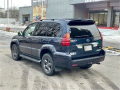 Photo of the vehicle Lexus GX