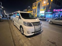 Photo of the vehicle Toyota Alphard