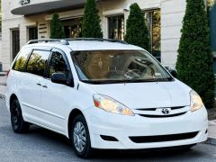 Сүрөт унаа Toyota Sienna