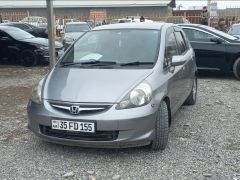 Photo of the vehicle Honda Fit