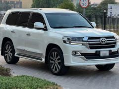 Фото авто Toyota Land Cruiser