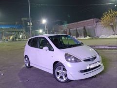 Photo of the vehicle Honda Fit