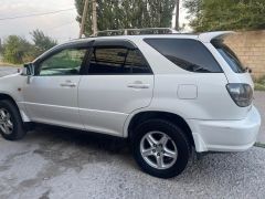 Photo of the vehicle Toyota Harrier