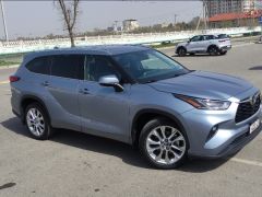 Photo of the vehicle Toyota Highlander