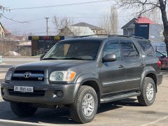 Сүрөт унаа Toyota Sequoia