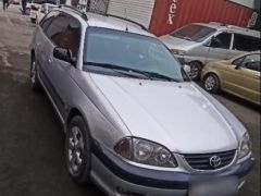 Сүрөт унаа Toyota Avensis