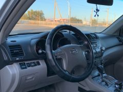 Сүрөт унаа Toyota Highlander