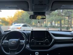 Сүрөт унаа Toyota Highlander