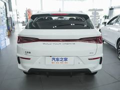 Photo of the vehicle BYD E2